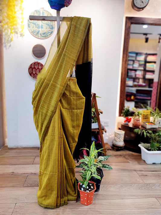 Medallion Yellow Soft Handloom Cotton Saree with Contrast Pallu & Blouse