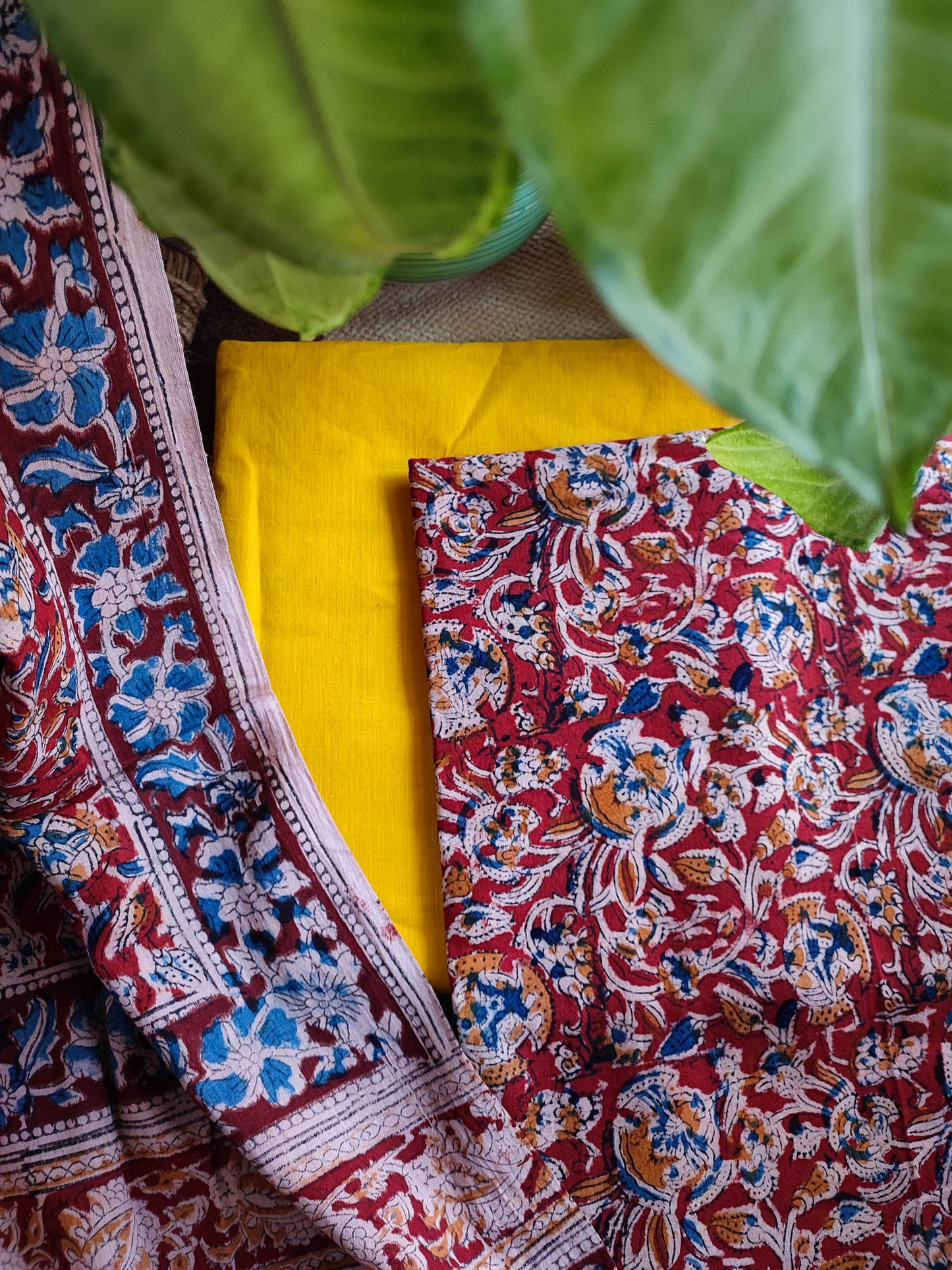 Pure Handloom Cotton Machilipatnam Kalamkari Suit Set With Yellow Bottom