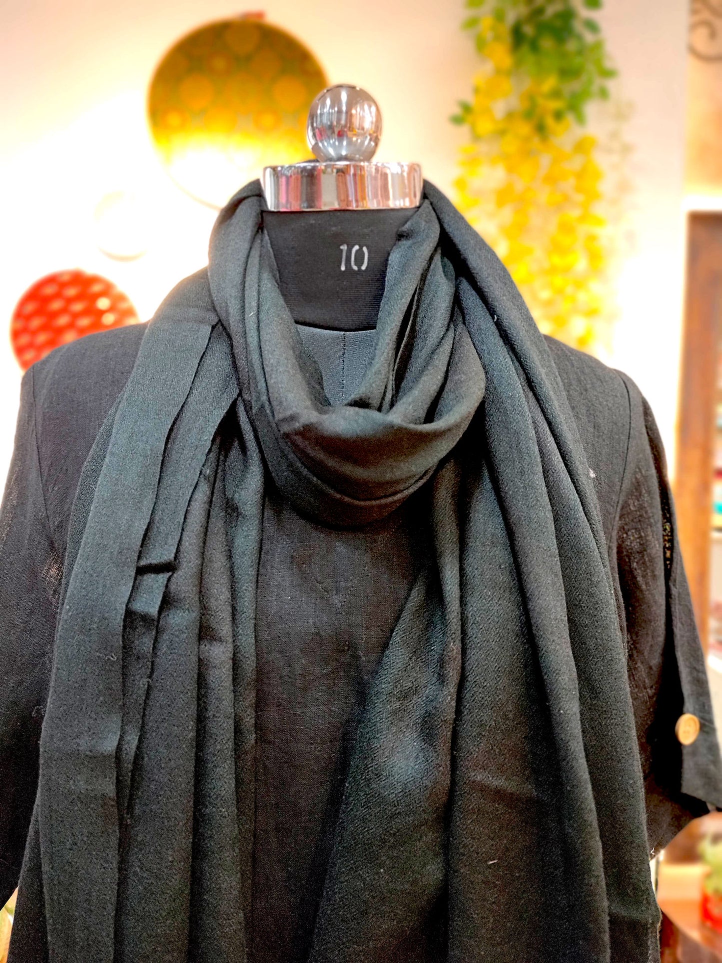Black Plain Fine Wool Pashmina Stole