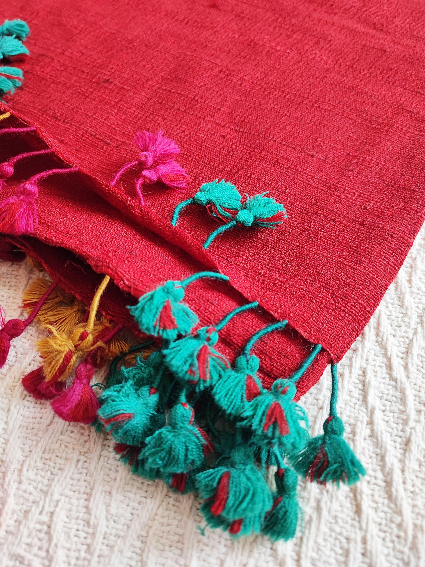 Scarlet Pure Wool Woven Handloom Stole