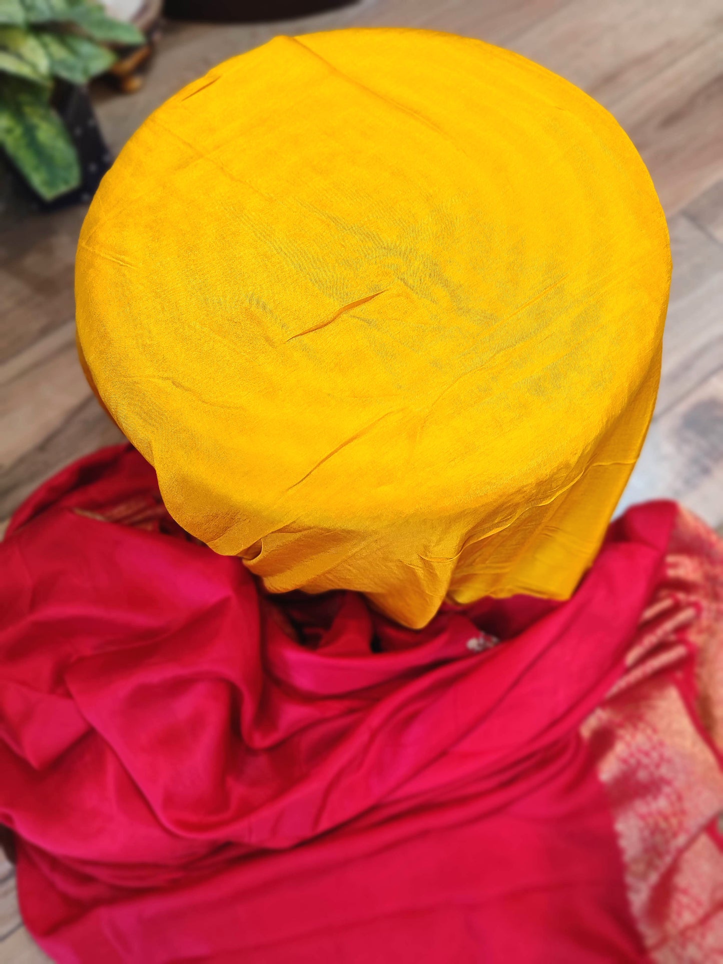 Red Crepe Silk Saree with Banarasi Weaving Border | Shop Festive Wear