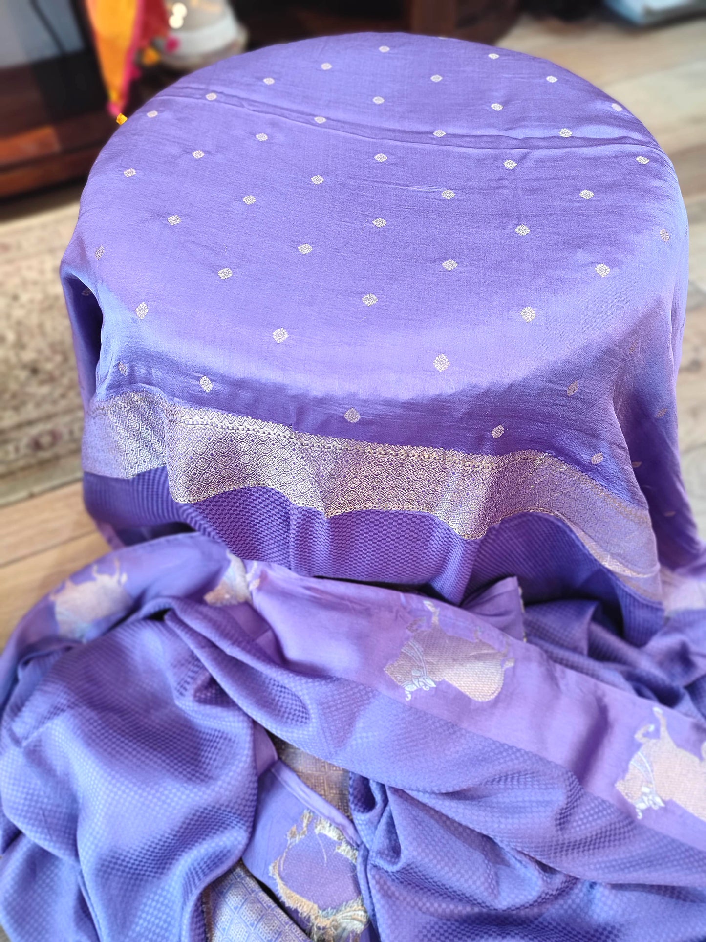 Lavender Gajji Silk Saree with Silver Zari Nandi Motifs & Contrast Pallu