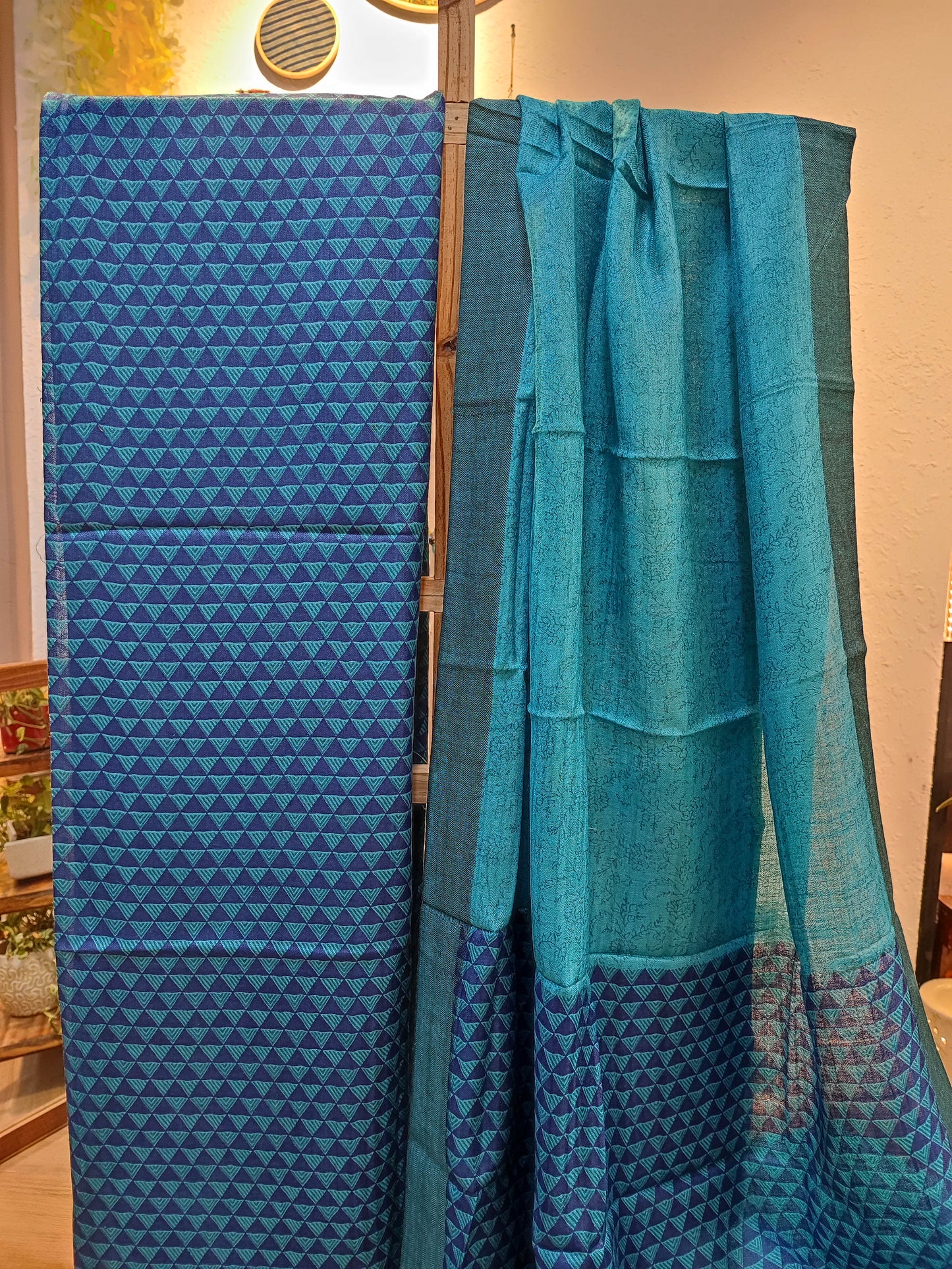 Pure pashmina Sapphire Blue Dual ShadeSilk Suit