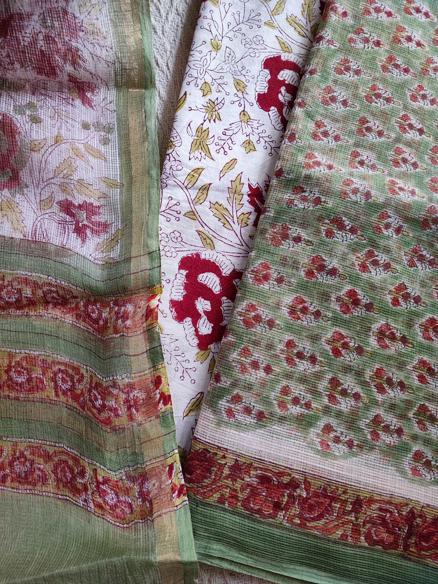 Green and Red floral Printed Kota Suit Set