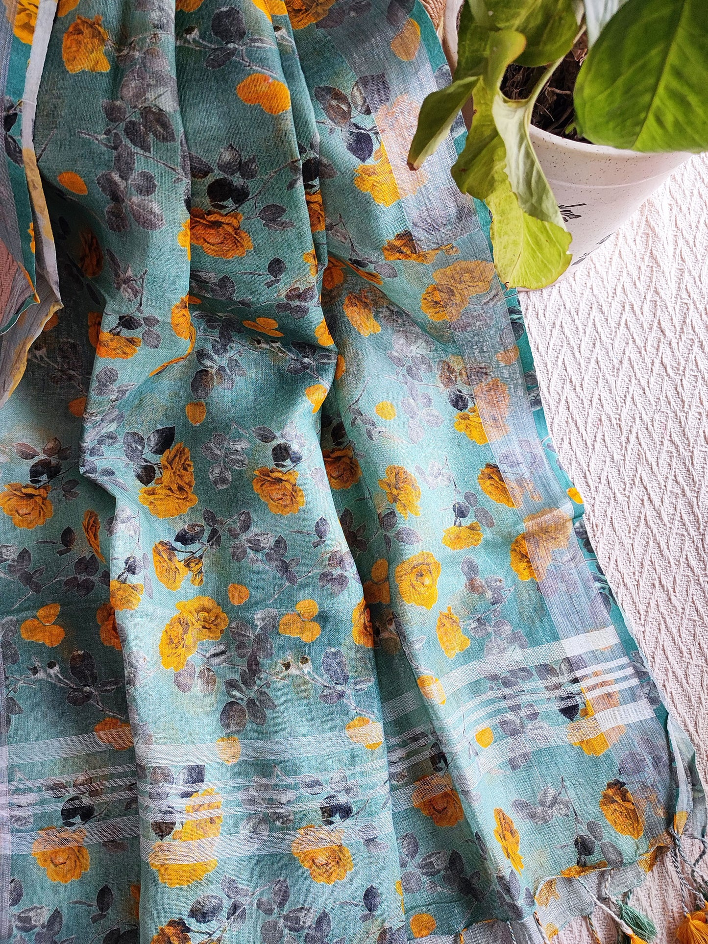Marigold & Teal Pure Linen Printed Dupatta with Tassels Detailing