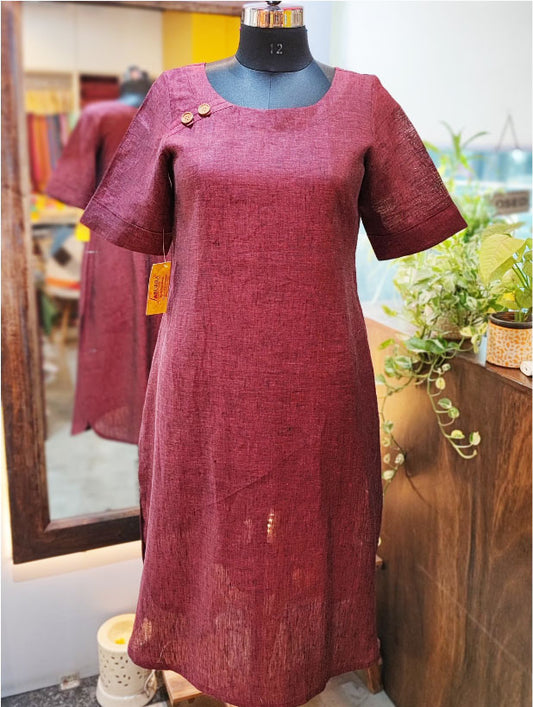 Berry Red Pure Linen Loose Fit Kurta with Pocket Detailing (Round Neck)