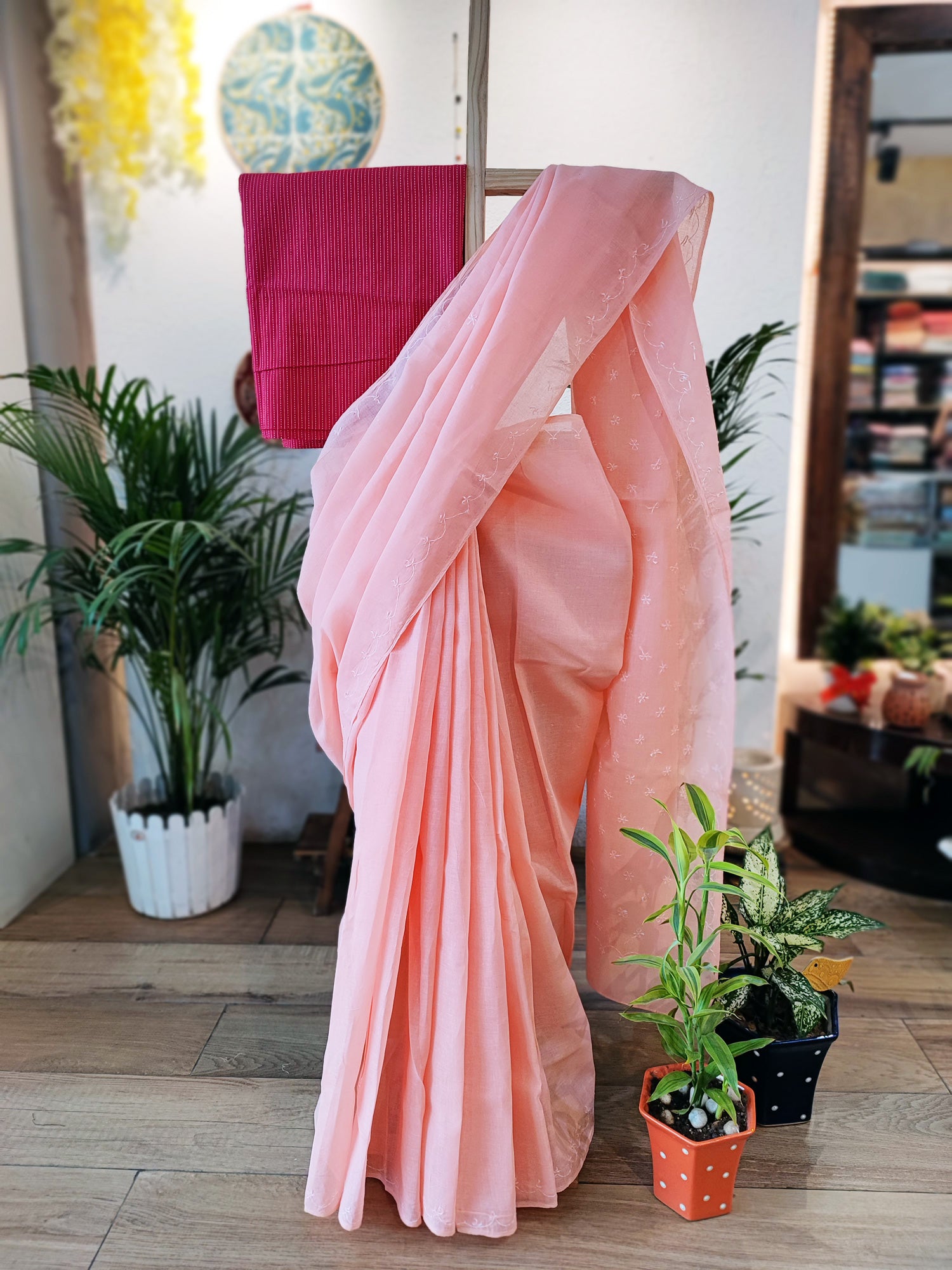 Peach Linen Saree | Red Striped Pallu