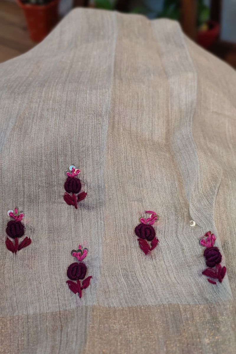 Cream Linen Silk Saree With Hand Embroidery and Zigzag Floral Pallu