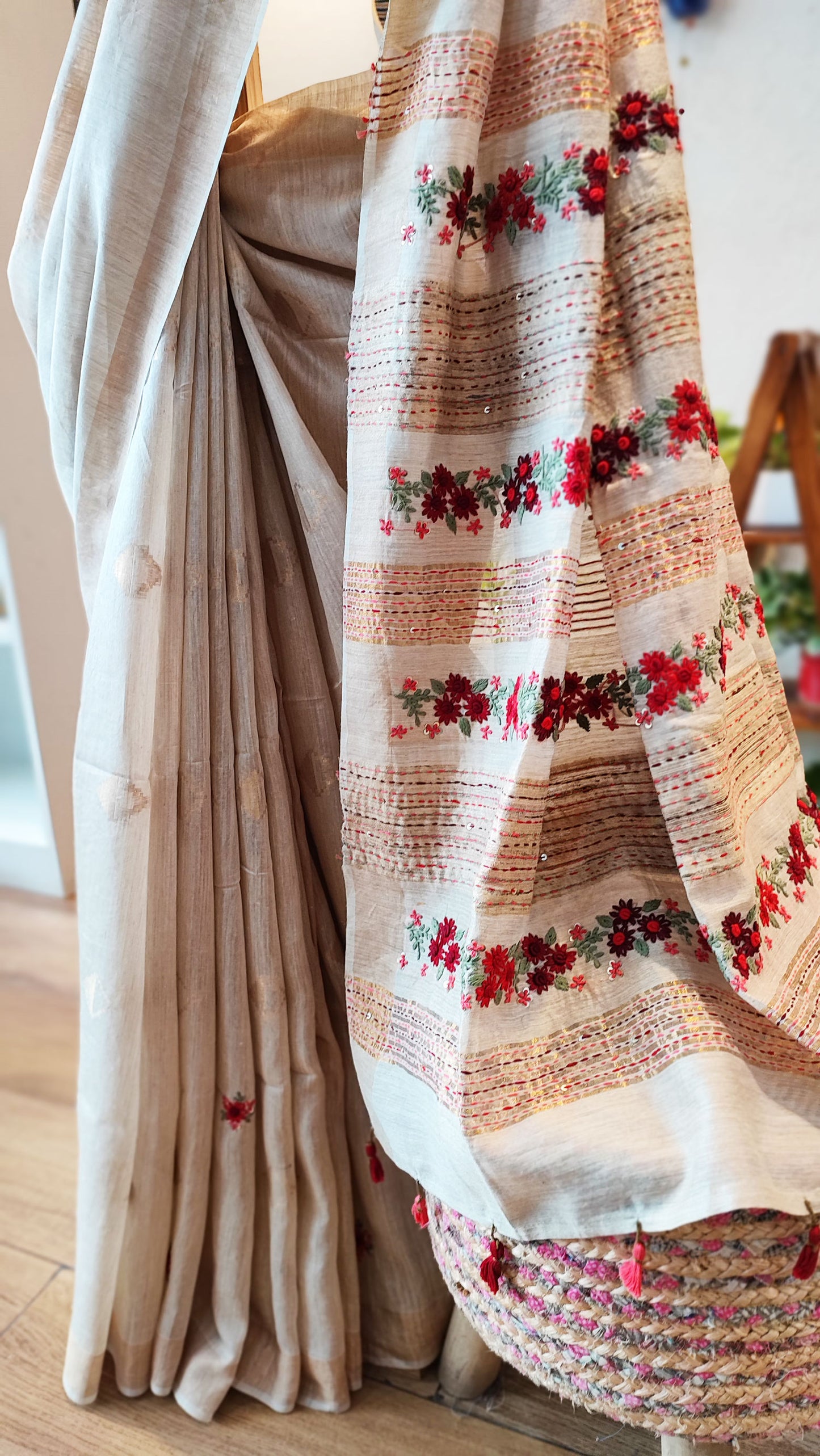 Cream Linen Silk Saree With Hand Embroidery and Floral Pallu