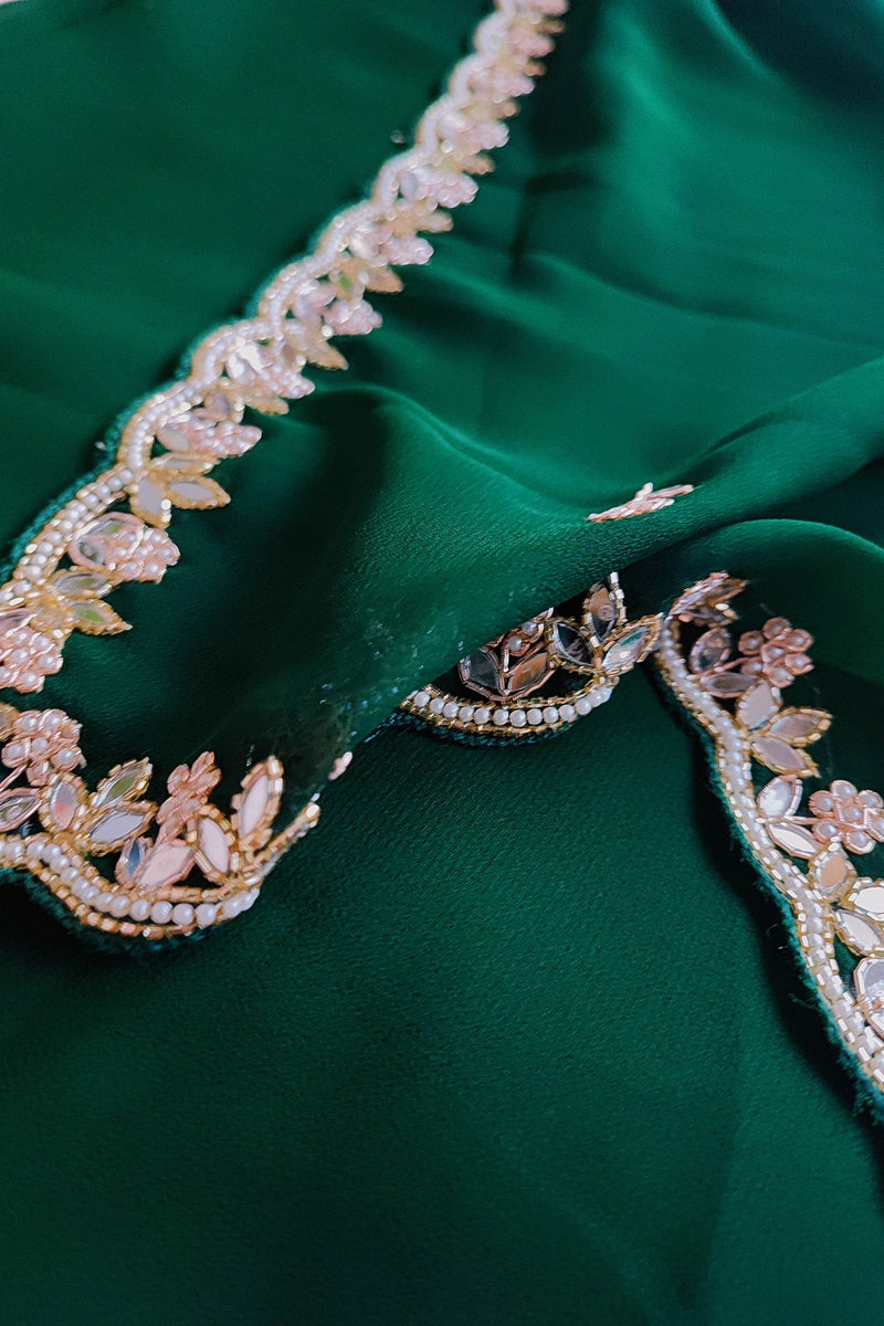 Emerald Green Semi Georgette Saree With Handwork Border & Blouse