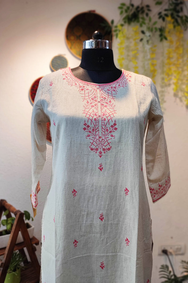 Off-White Handloom Cotton Kurta With Pink Embroidery