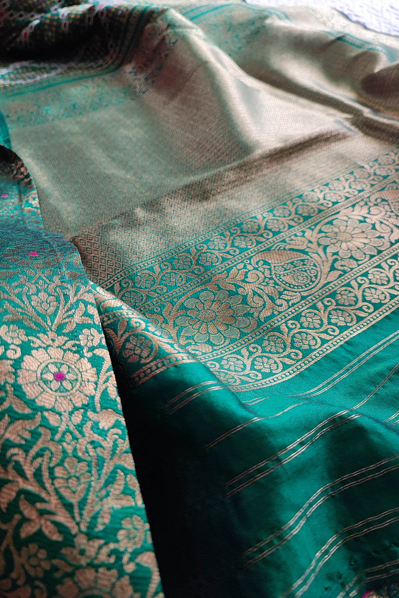 Teal Green Banarasi Silk Saree with Fine Weaving and Zari Border