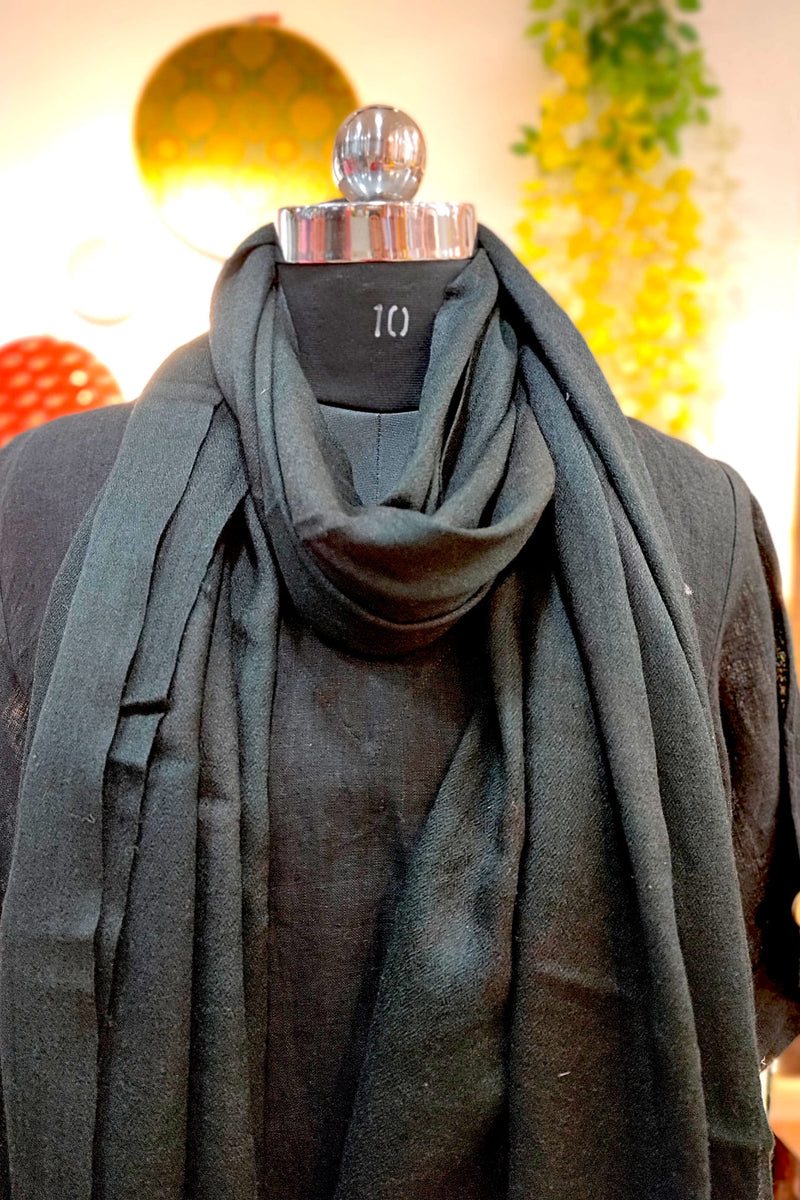 Black Plain Fine Wool Pashmina Stole
