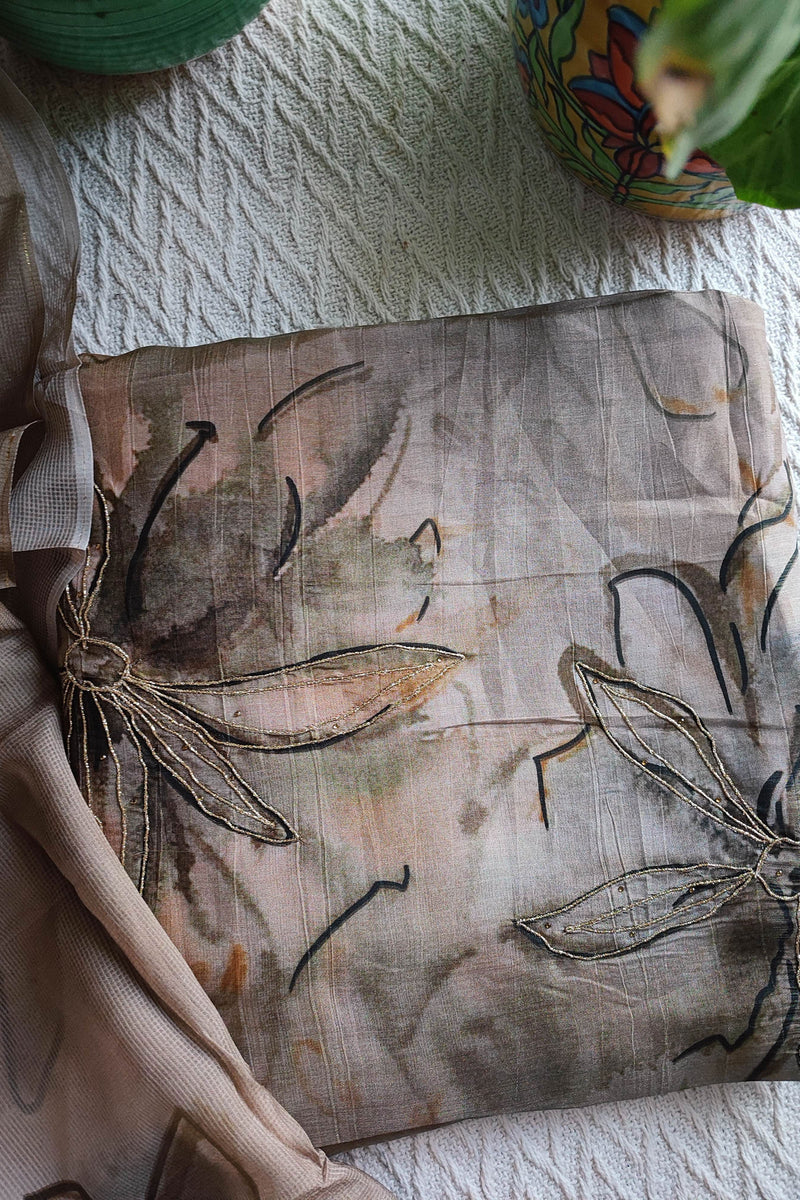 Flowy Semi-Crepe Suit with Digital Print and Light Zari Work