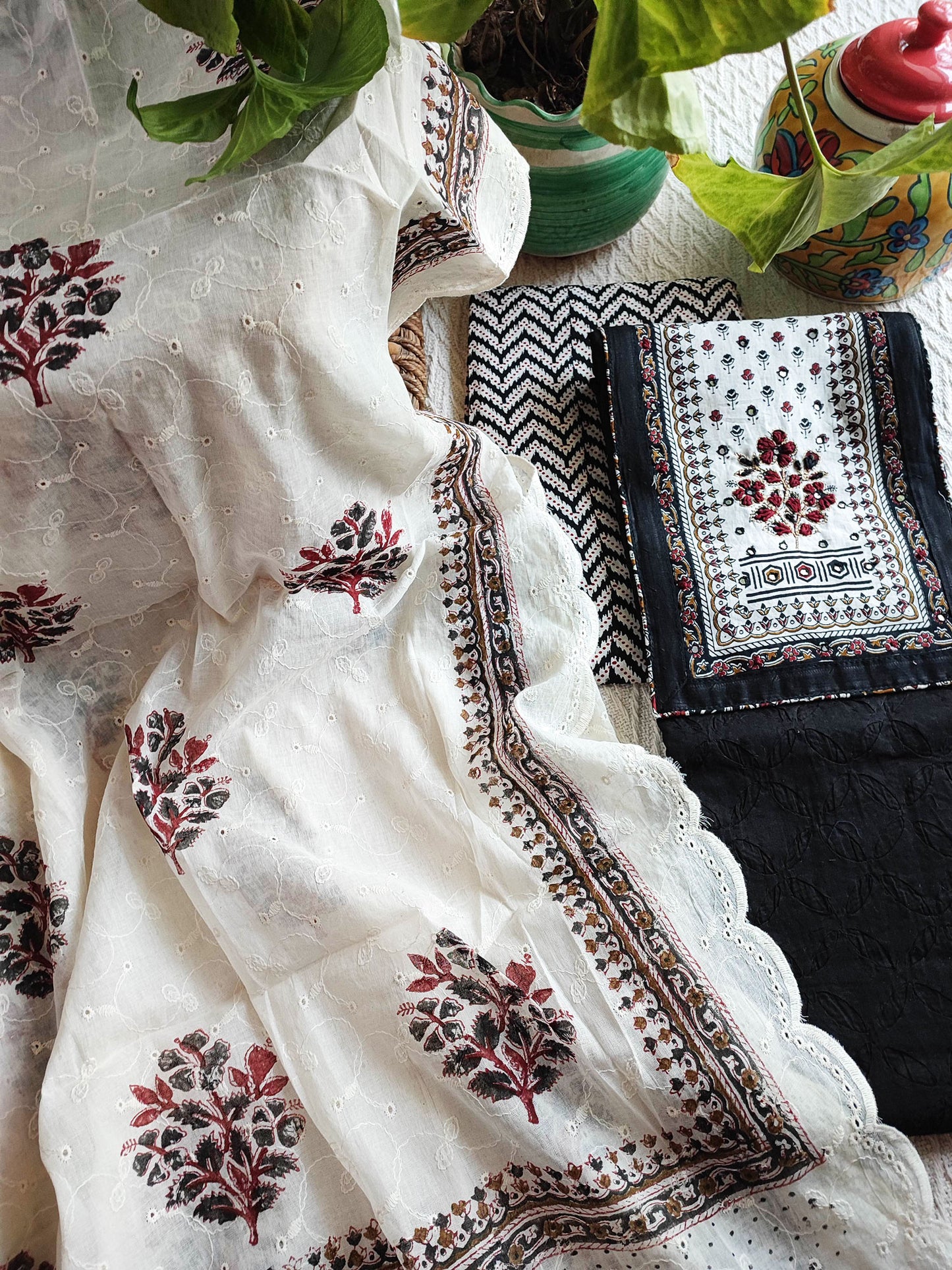 Handloom Pure Cotton Suit with Patchwork on Neck