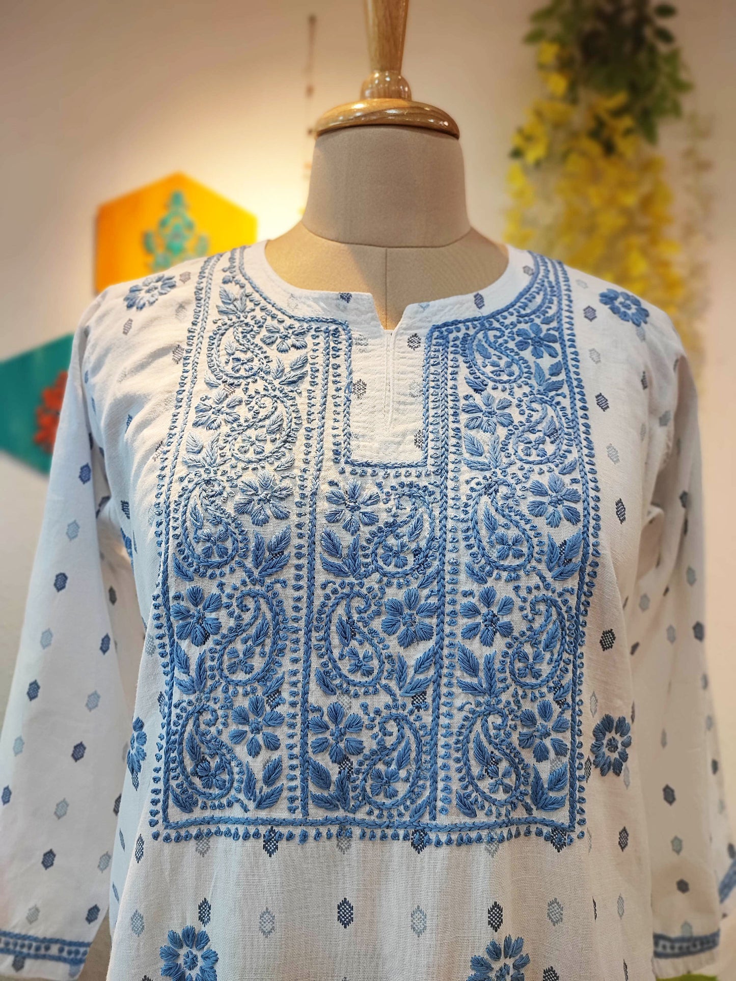 Pure Handloom Cotton Kurta with Lucknowi Embroidery