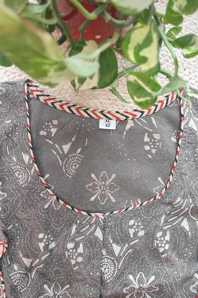 Grey Handblock Cotton Blouse with Sleeves Floral Print & Chevron Piping