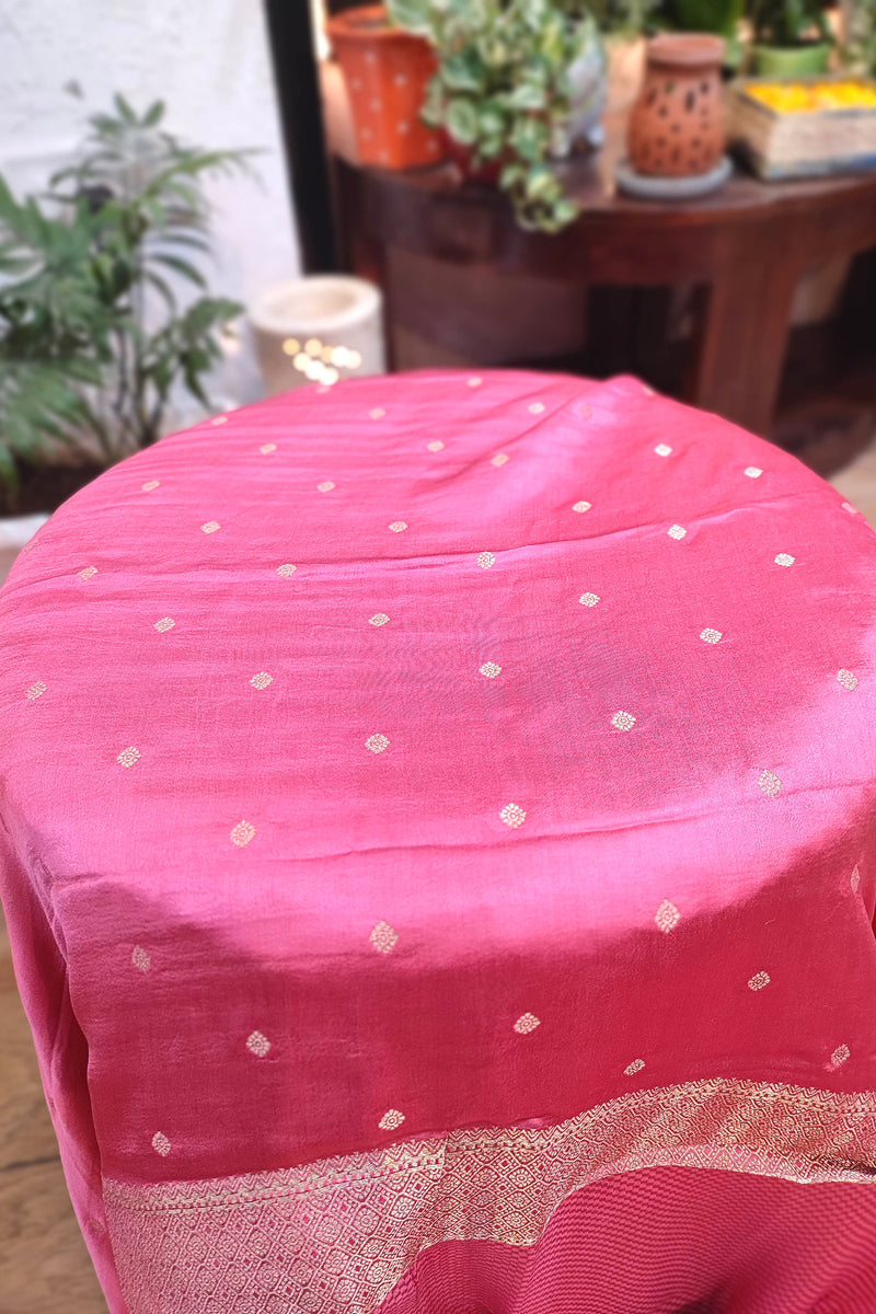 Peach Banarasi Mashri silk Saree with Golden Zari Border & Nandi Motifs (Running Blouse Piece)