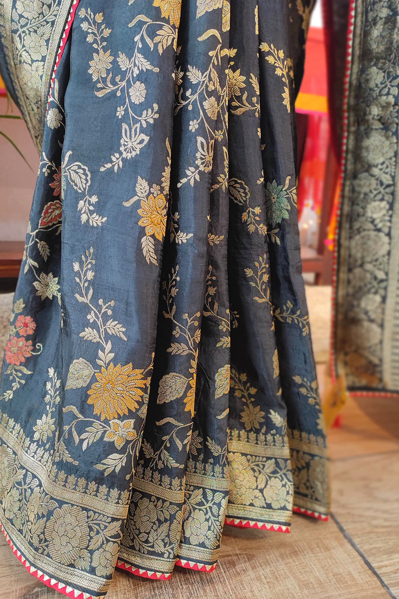 Black Crepe Silk Saree with Banarasi Weaving Border | Shop Now