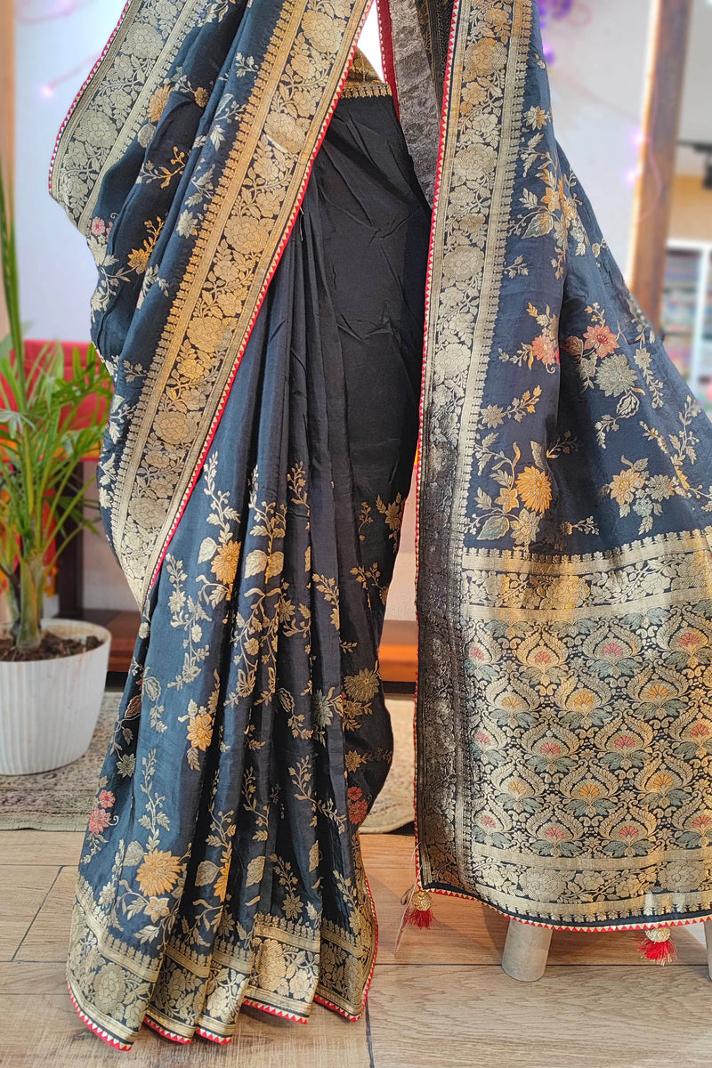 Black Crepe Silk Saree with Banarasi Weaving Border | Shop Now