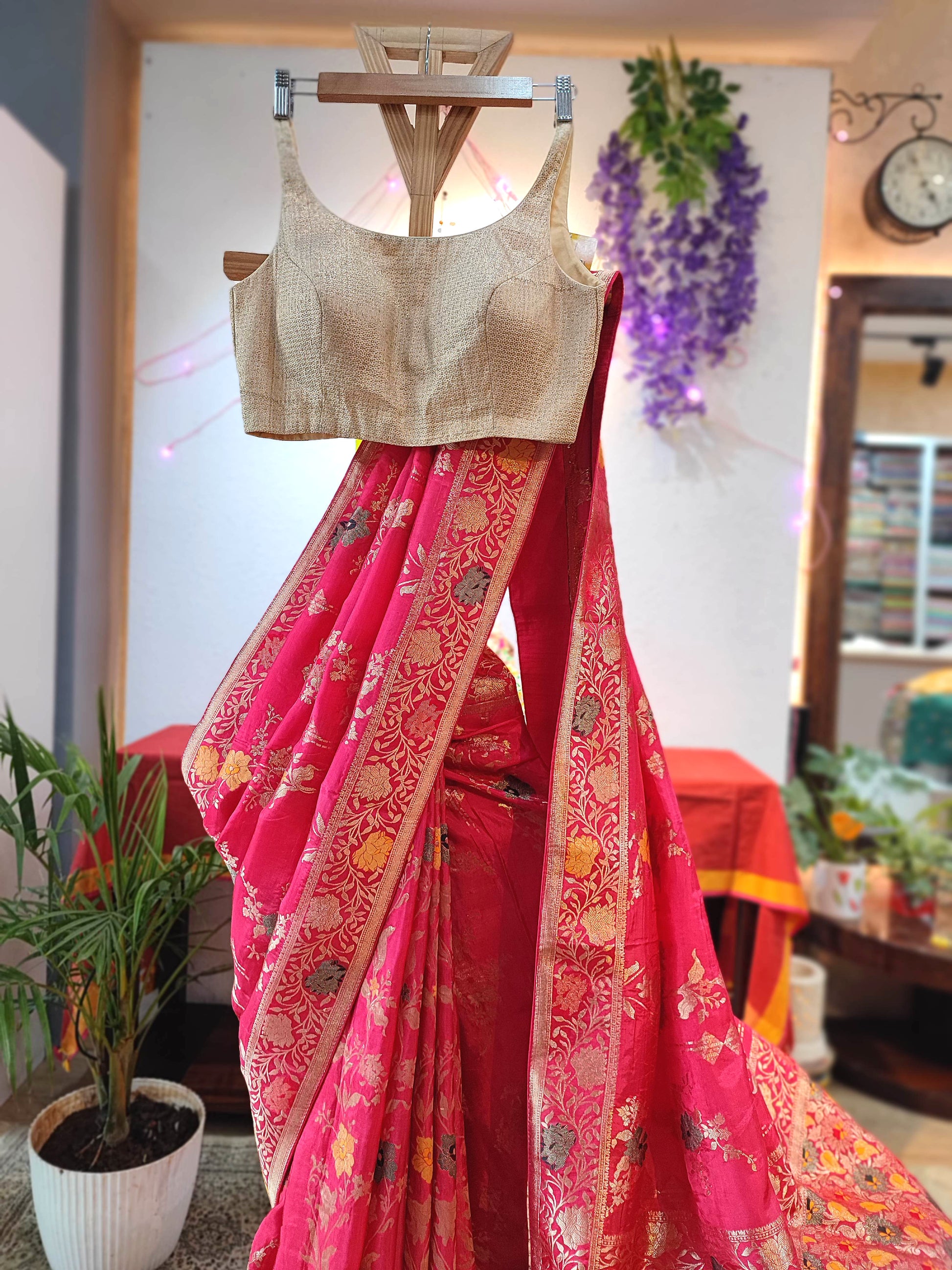 Pink Crepe Silk Banarasi Weaving Saree with Golden Border | Shop Now