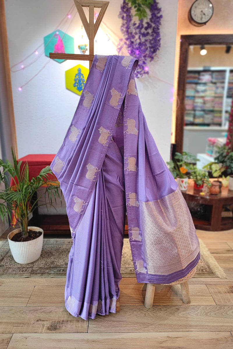 Lavender Gajji Silk Saree with Silver Zari Nandi Motifs | Festive Wear