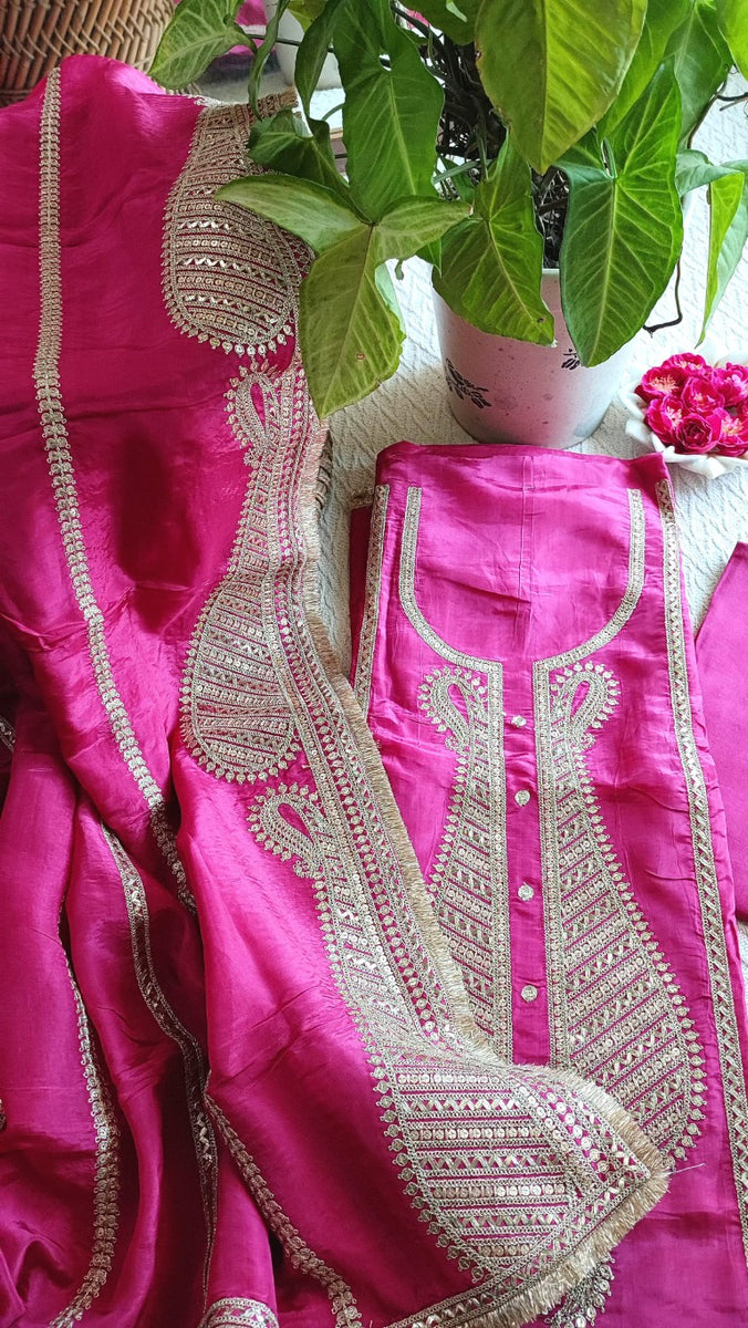Stunning Rani Pink Crepe Suit with Handwork & Golden Border Dupatta – Partywear