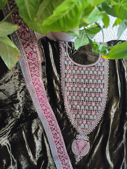 wedding wear velvet suit with contrast dupatta