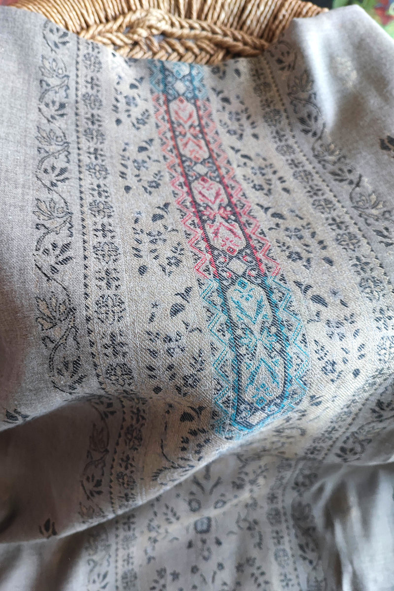 Silver Grey Woven Woolen Suit | Premium Kani Style Winter Wear