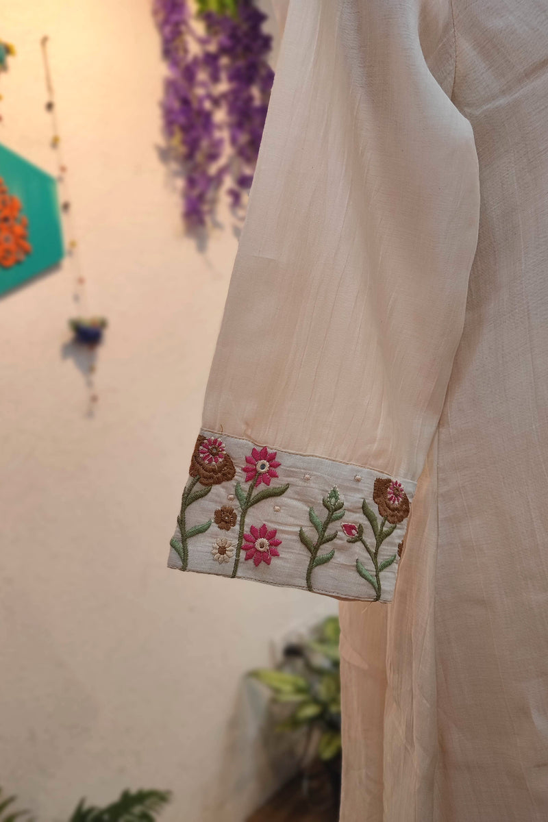 Ivory Linen Cotton Suit Set with Embroidery Highlights – Elegant Kurta Pant with Dupatta