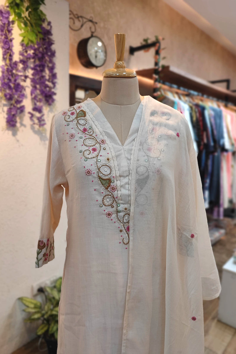 Ivory Linen Cotton Suit Set with Embroidery Highlights – Elegant Kurta Pant with Dupatta