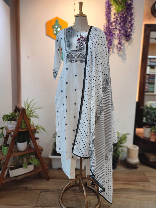 White Black Handloom Cotton Kurta Pant Dupatta Set with Printed Dupatta