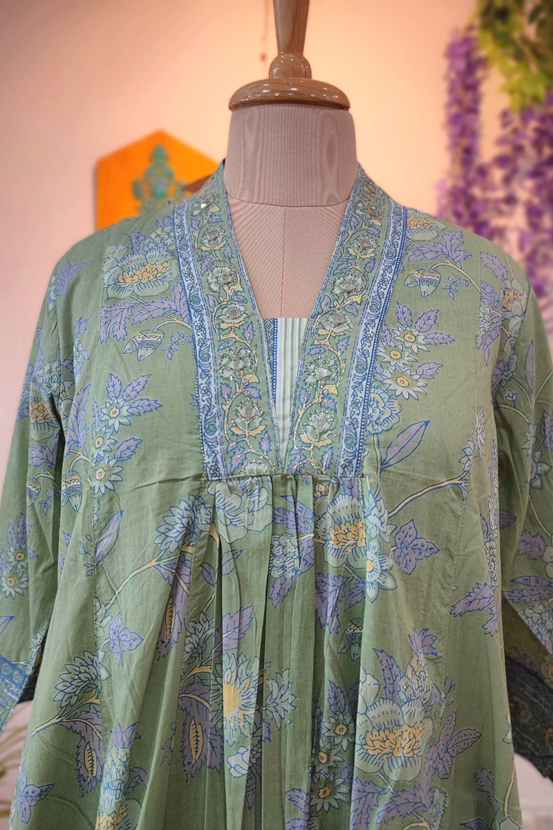Sage Green Fine Cotton Kurta Pant Set – Floral Print
