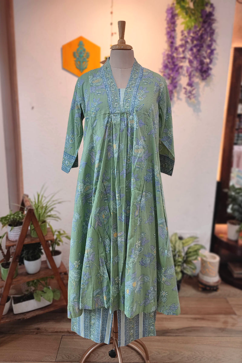 Sage Green Fine Cotton Kurta Pant Set – Floral Print