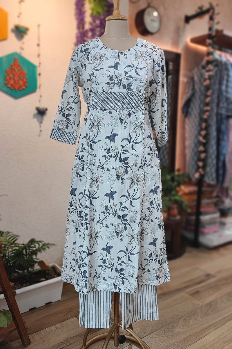 Sky Blue Fine Cotton Kurta Pant Set – Floral Print