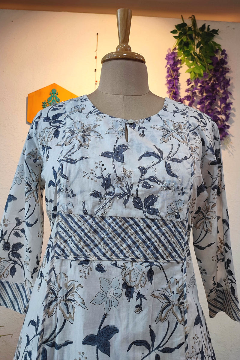 Sky Blue Fine Cotton Kurta Pant Set – Floral Print