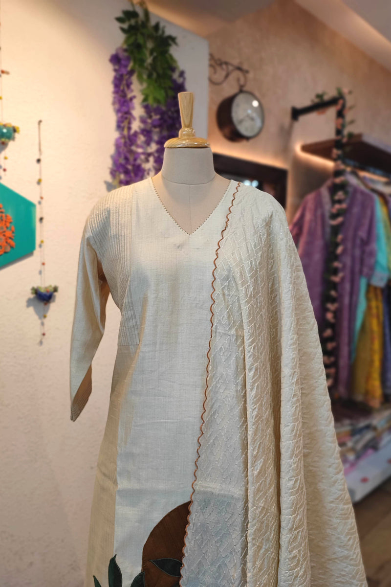Mul Chanderi Ready-Made Suit Set for Women with Leaf Motif Embroidery & Textured Dupatta (Ivory Cream)