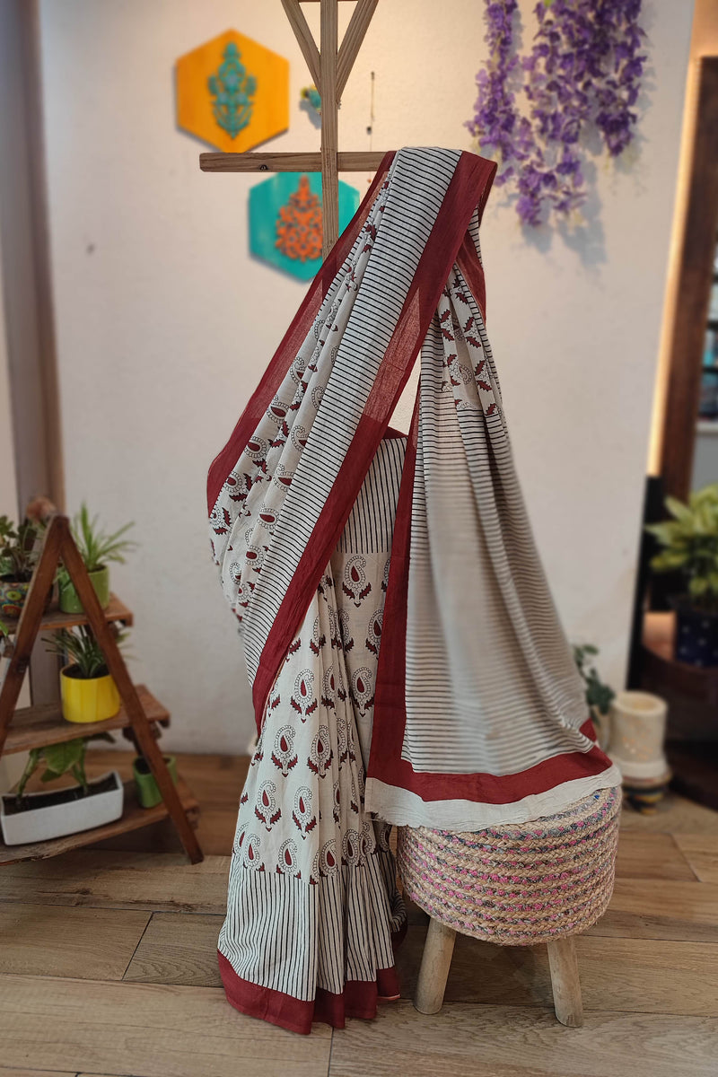 Off-White Cotton Saree with Maroon Paisley Print & Striped Pallu