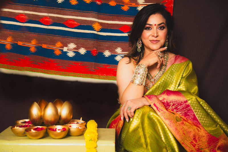 Olive Green Silk Saree with Pink Pallu for Women