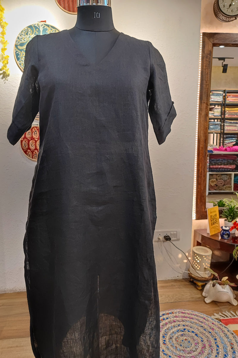 Black Pure Linen Loose Fit Kurta with Pocket Detailing (V Neck)