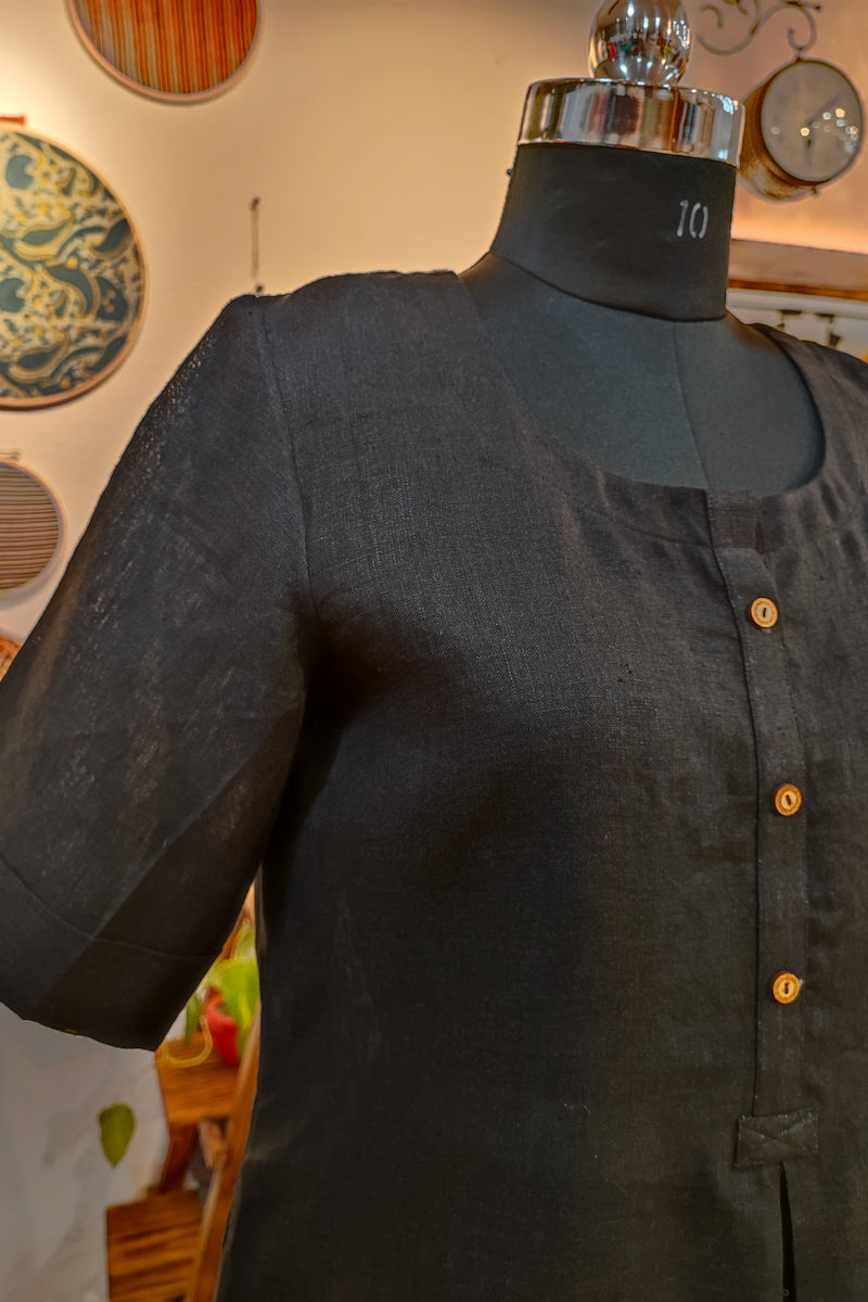 Charcoal Gray Pure Linen Loose Fit Kurta with Pocket Detailing (Round Neck)