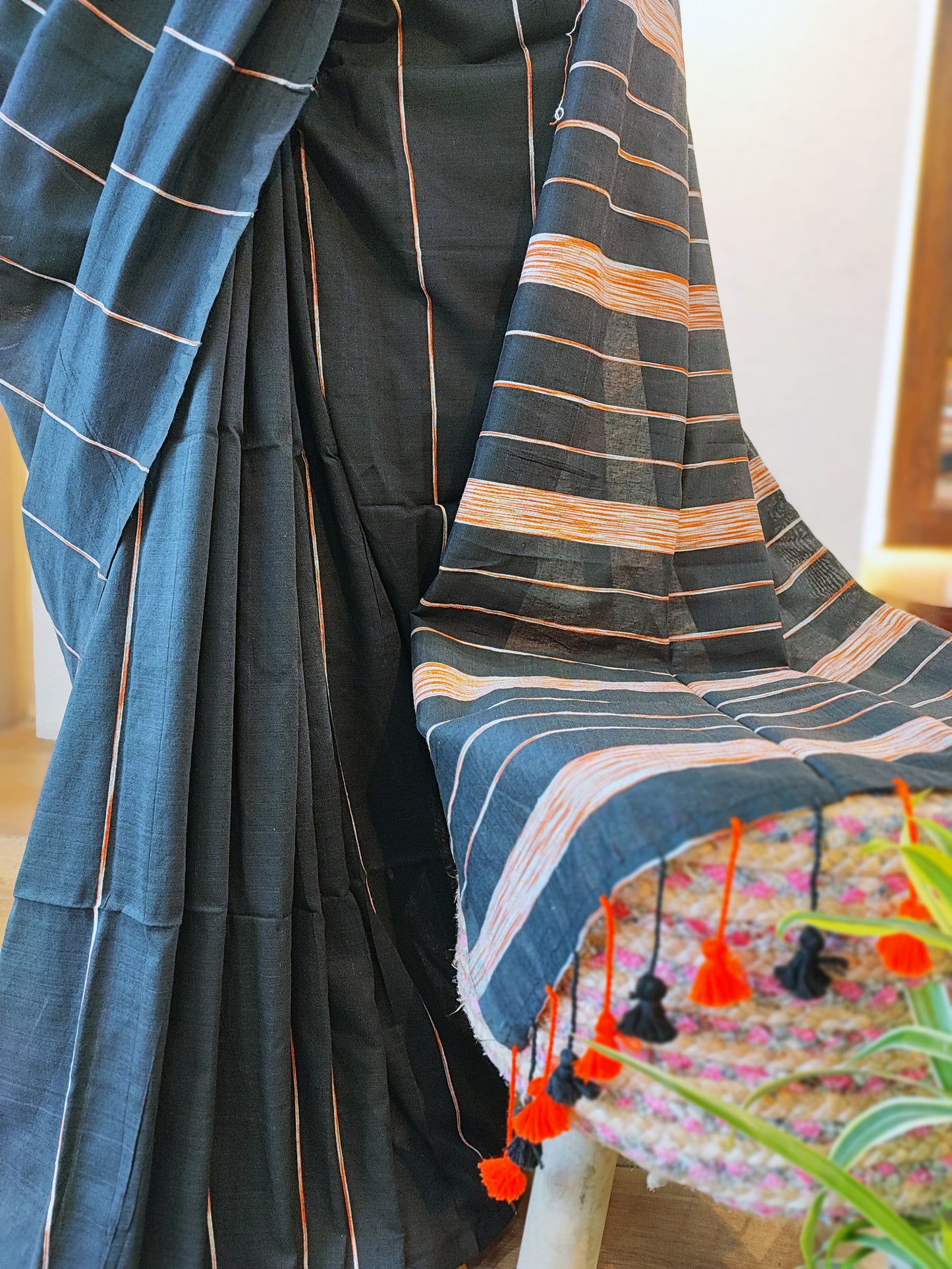 Black Khesh Handloom Cotton Saree with Gheecha Weaving