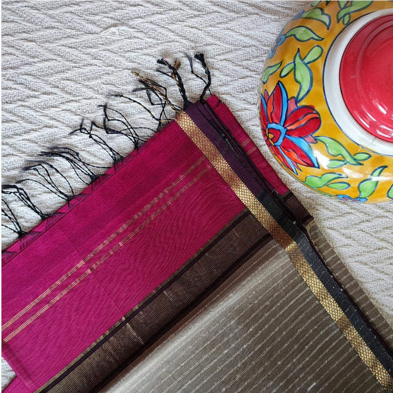 Magenta Premium Maheshwari Silk Saree with Thin Zari Border