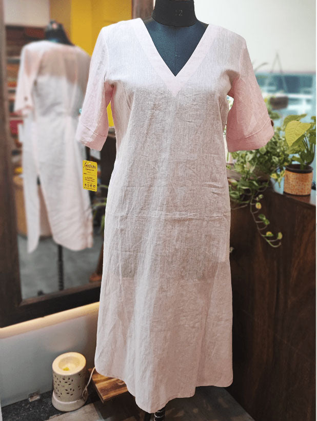 Baby Pink Pure Linen Loose Fit Kurta with Pocket Detailing (V Neck)